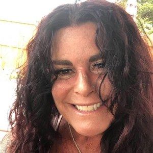 Meet your Posher, Lana